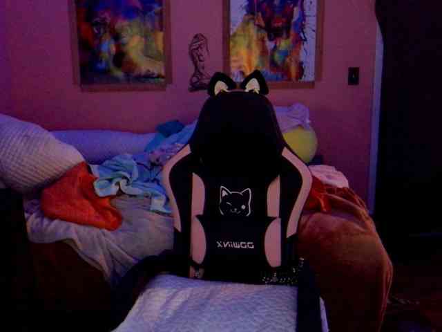 YourSecretGirlFriend963 webcam