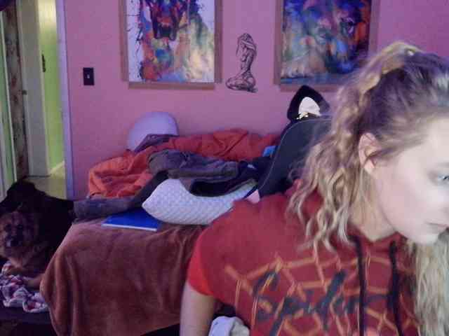 YourSecretGirlFriend963 webcam