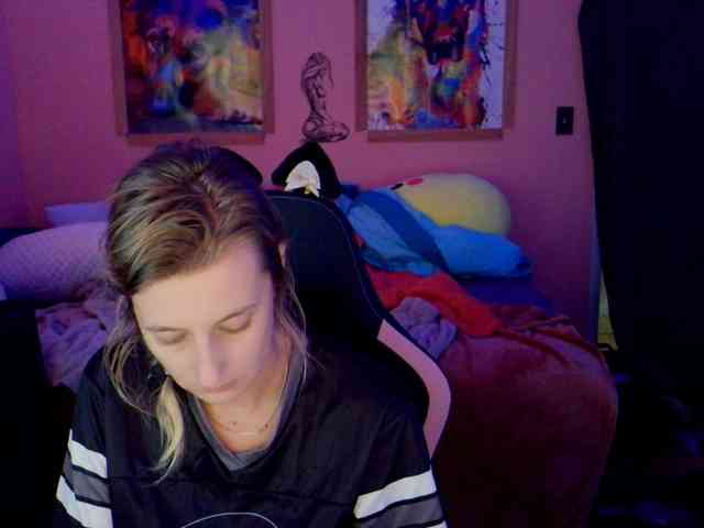 YourSecretGirlFriend963 webcam