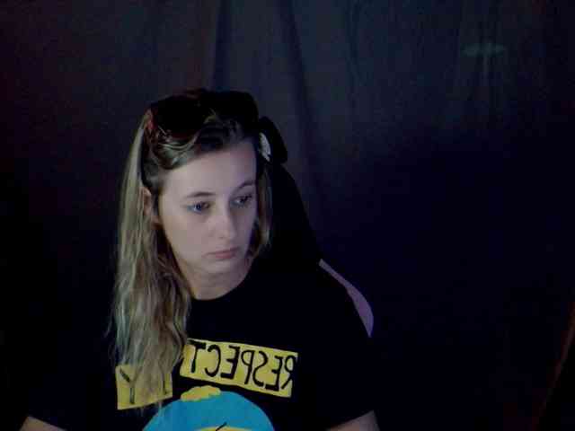 YourSecretGirlFriend963 webcam