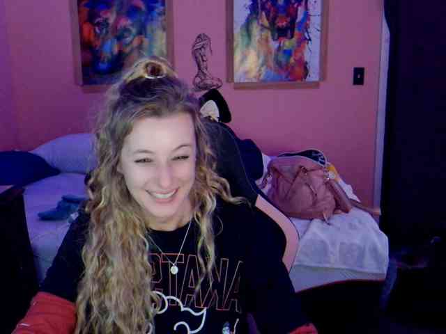 YourSecretGirlFriend963 webcam