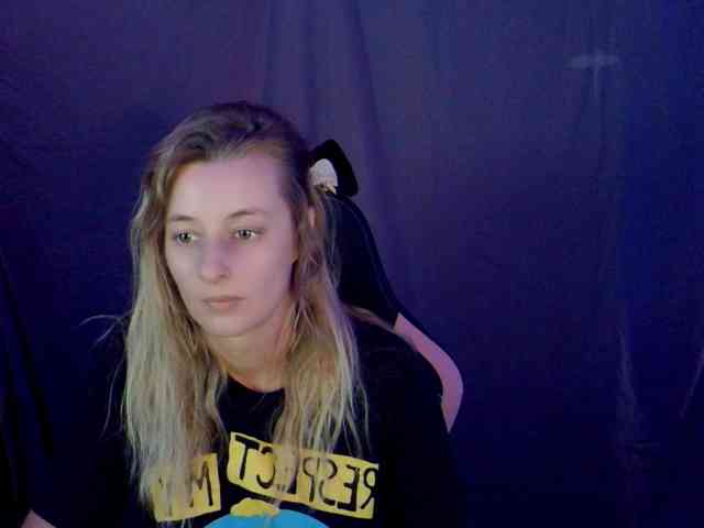 YourSecretGirlFriend963 webcam