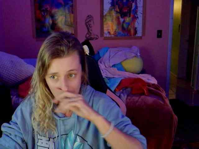 YourSecretGirlFriend963 webcam