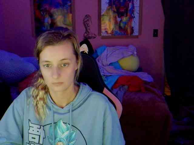 YourSecretGirlFriend963 webcam