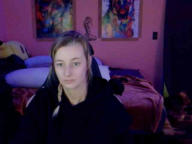 YourSecretGirlFriend963 webcam