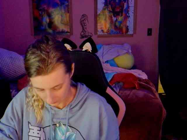 YourSecretGirlFriend963 webcam