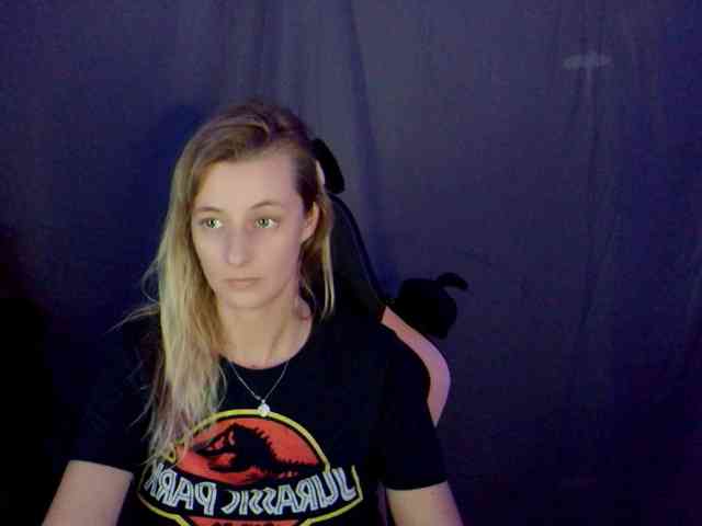 YourSecretGirlFriend963 webcam