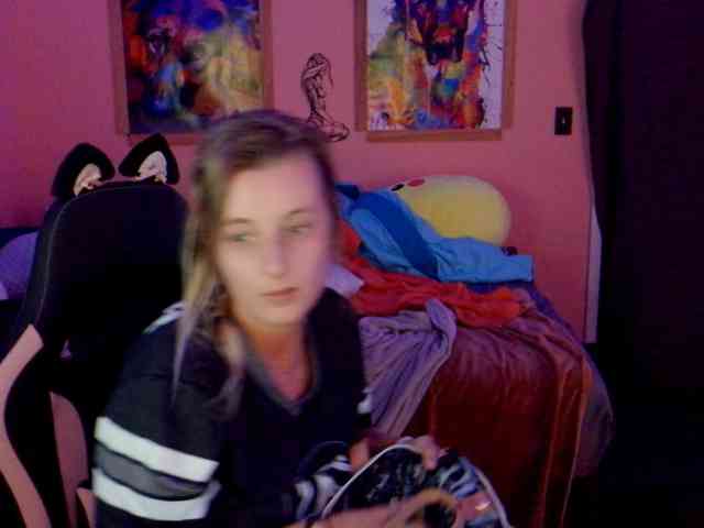 YourSecretGirlFriend963 webcam