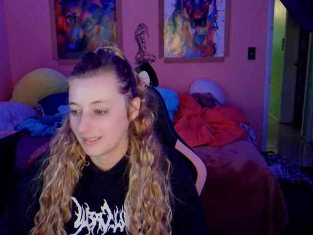 YourSecretGirlFriend963 webcam