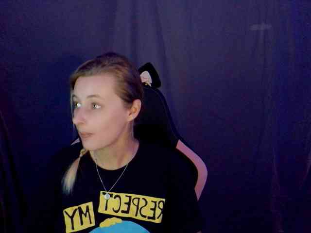 YourSecretGirlFriend963 webcam