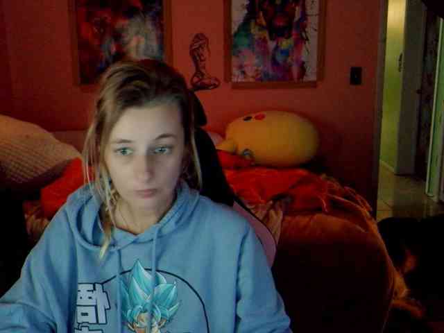 YourSecretGirlFriend963 webcam