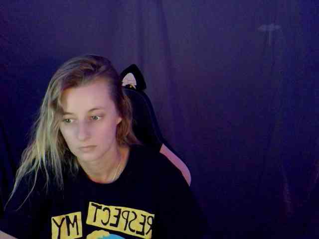 YourSecretGirlFriend963 webcam