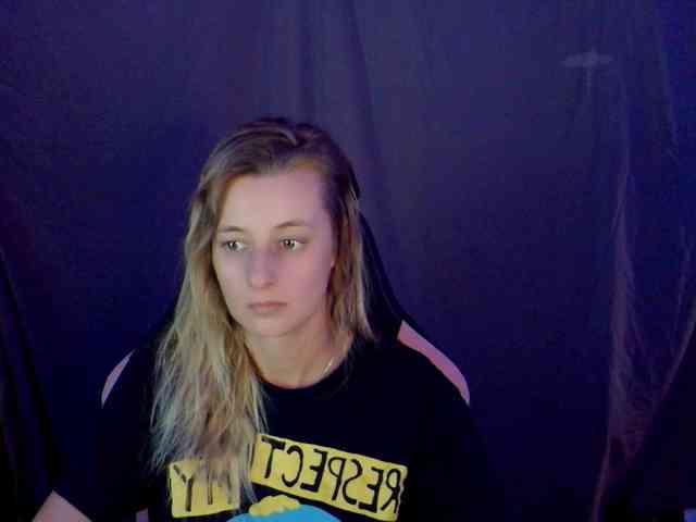 YourSecretGirlFriend963 webcam