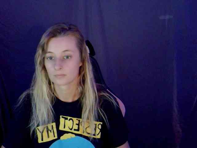 YourSecretGirlFriend963 webcam