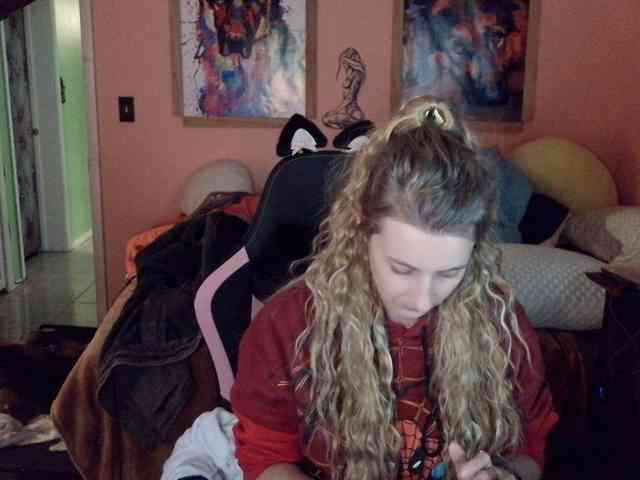 YourSecretGirlFriend963 webcam