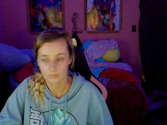 YourSecretGirlFriend963 webcam