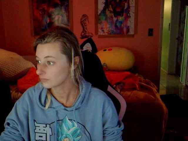 YourSecretGirlFriend963 webcam