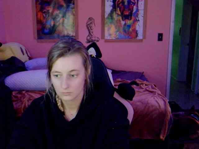 YourSecretGirlFriend963 webcam