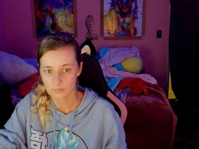 YourSecretGirlFriend963 webcam