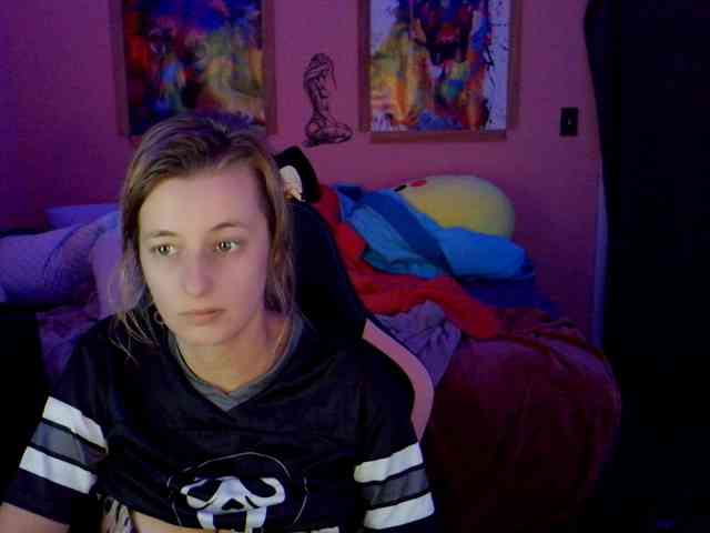 YourSecretGirlFriend963 webcam