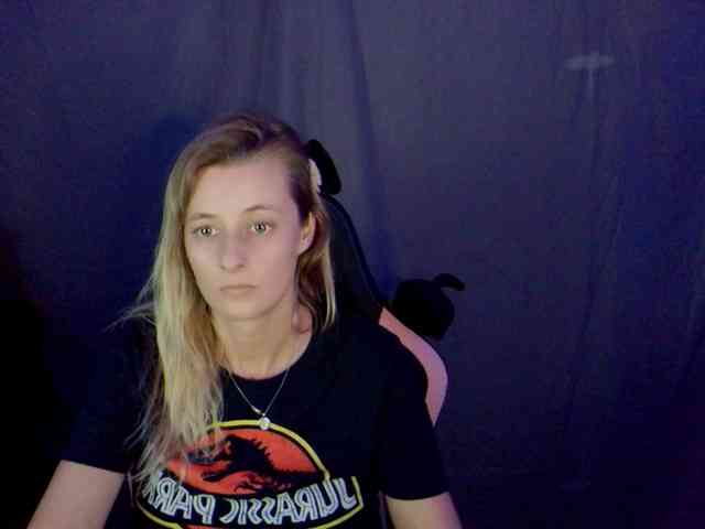 YourSecretGirlFriend963 webcam