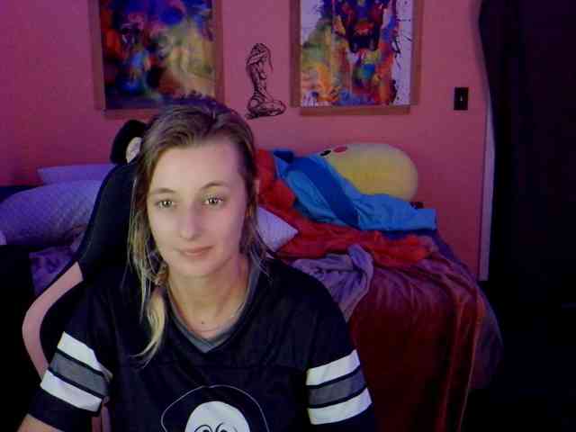 YourSecretGirlFriend963 webcam