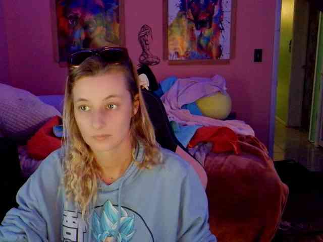 YourSecretGirlFriend963 webcam