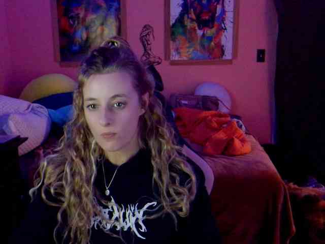 YourSecretGirlFriend963 webcam