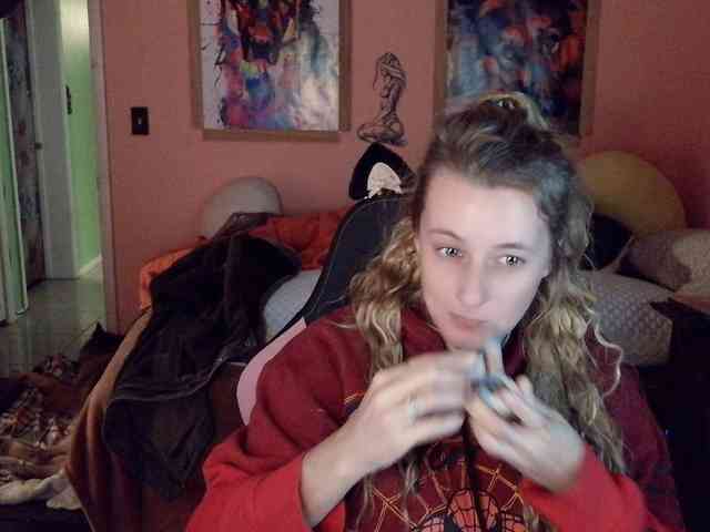 YourSecretGirlFriend963 webcam