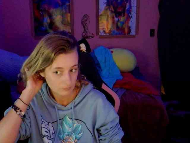 YourSecretGirlFriend963 webcam