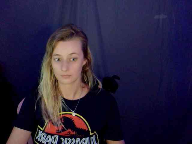 YourSecretGirlFriend963 webcam