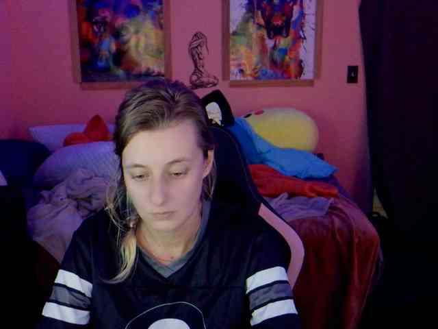 YourSecretGirlFriend963 webcam