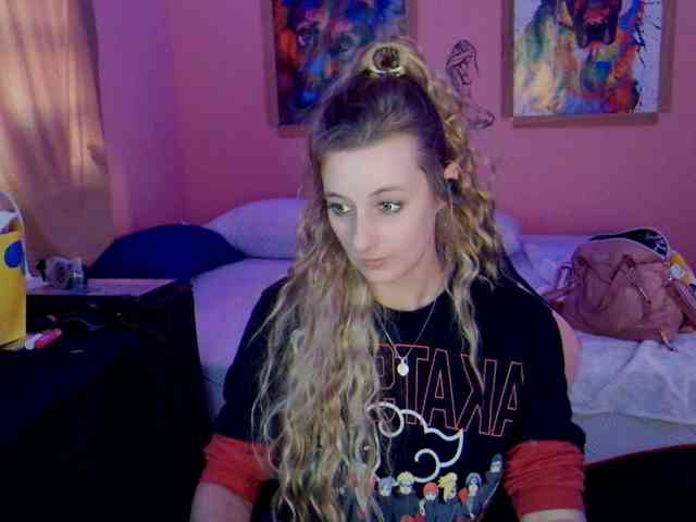 YourSecretGirlFriend963 webcam