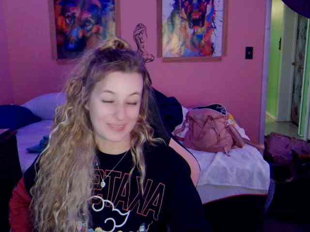 YourSecretGirlFriend963 webcam