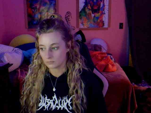 YourSecretGirlFriend963 webcam