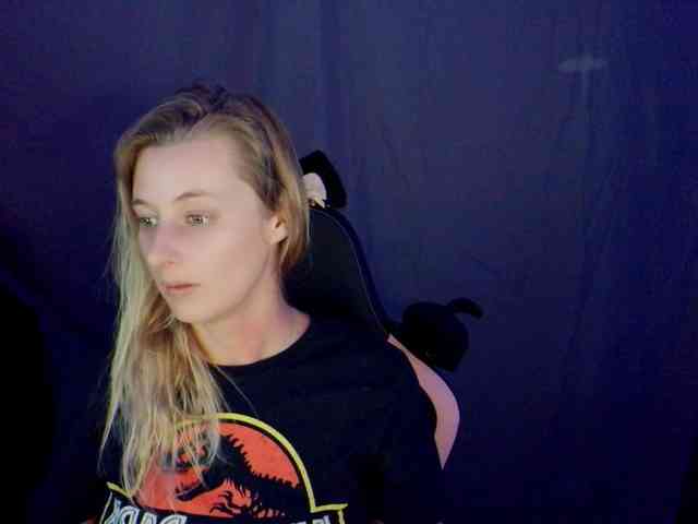 YourSecretGirlFriend963 webcam