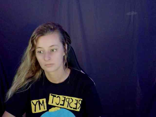 YourSecretGirlFriend963 webcam