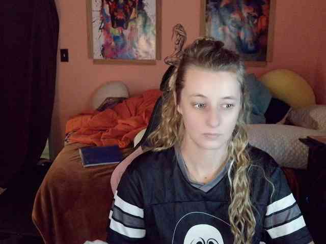 YourSecretGirlFriend963 webcam