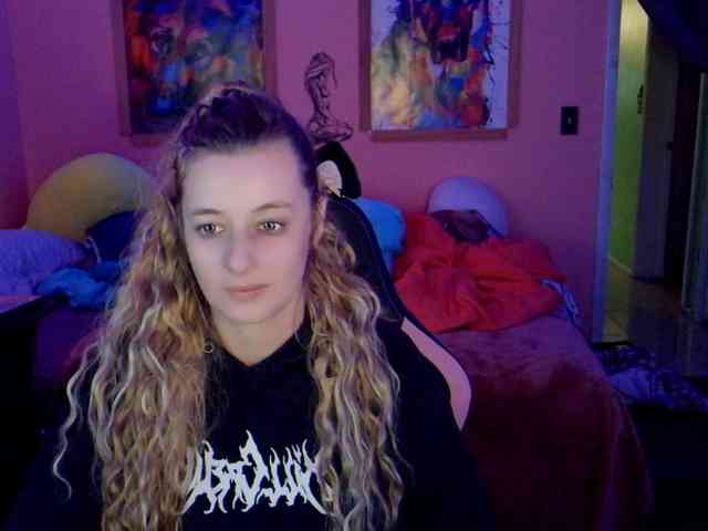 YourSecretGirlFriend963 webcam