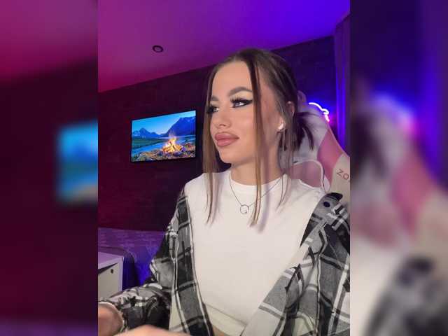 HotGirlEva's BongaCams show and profile