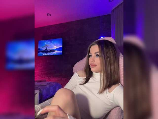 HotGirlEva's BongaCams show and profile