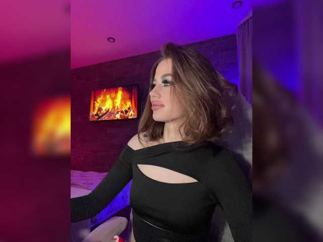 HotGirlEva's BongaCams show and profile