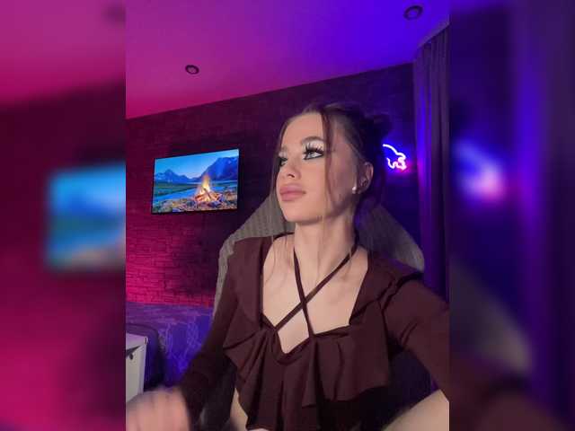 HotGirlEva's BongaCams show and profile