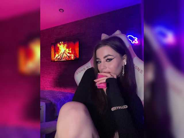 HotGirlEva from BongaCams