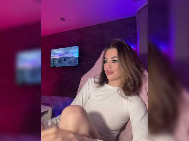 HotGirlEva's BongaCams show and profile