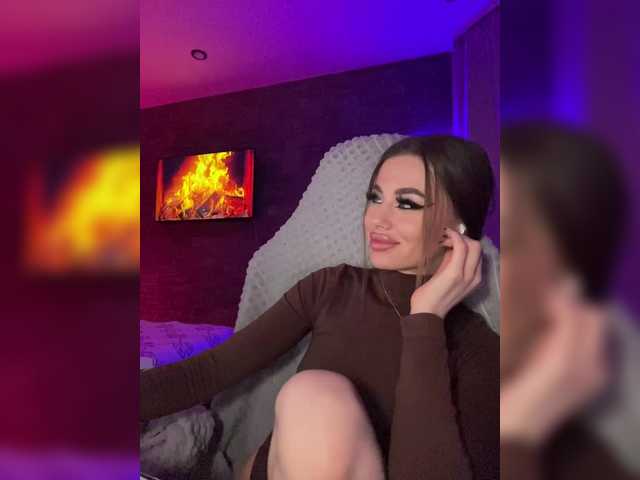 HotGirlEva's BongaCams show and profile
