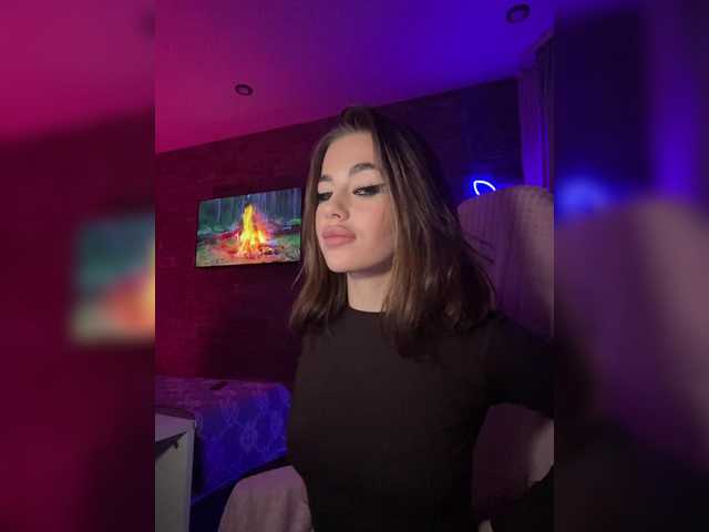 HotGirlEva's BongaCams show and profile