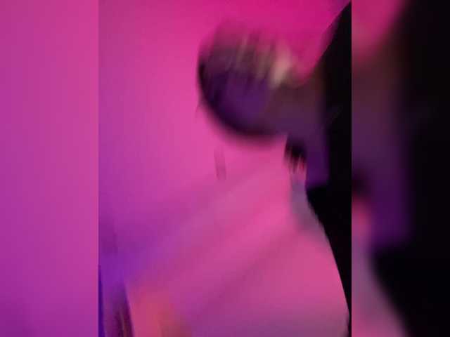 HotGirlEva's BongaCams show and profile