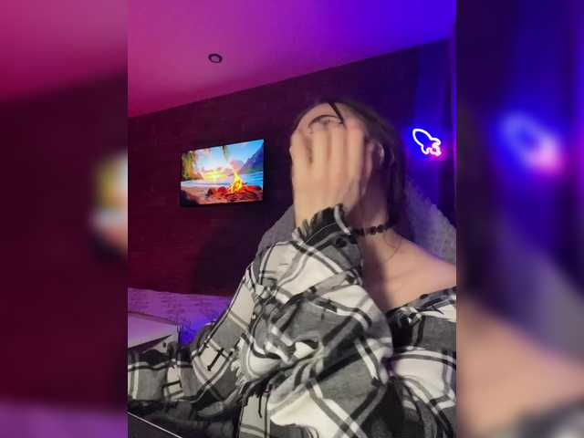 HotGirlEva's BongaCams show and profile