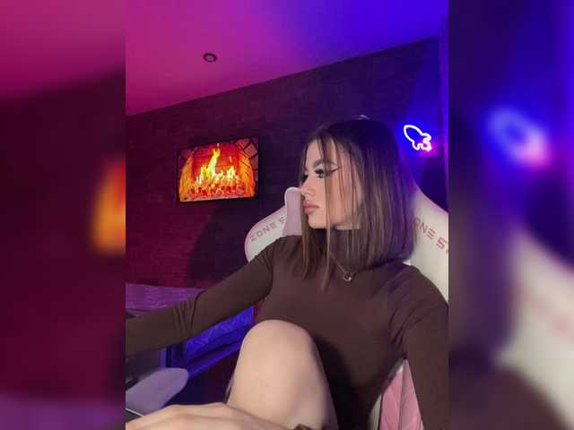 HotGirlEva — Hi, the best support is your attention and generosity. Special vibrations (111222333). I'M NOT WATCHING THE CAMERA! LOVENS - FROM 2 TC. Thank you all, I appreciate your concern and help.